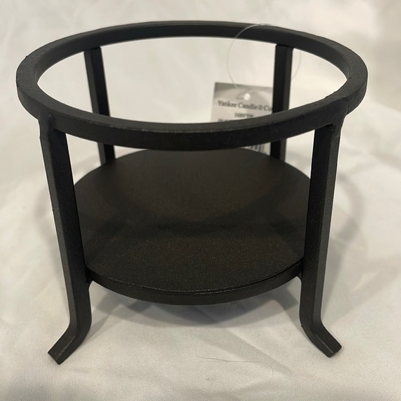 Yankee Candle raised iron candle holder